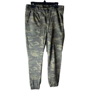 American Eagle Camo Jogger Womens Size 6 Green Zip Elastic Ankle Pants